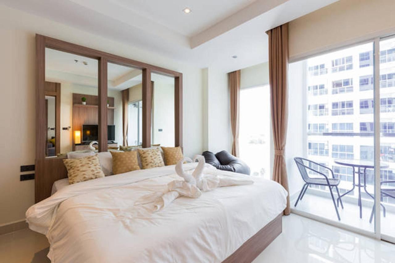 Nam Talay Jomtien Beach Extérieur photo